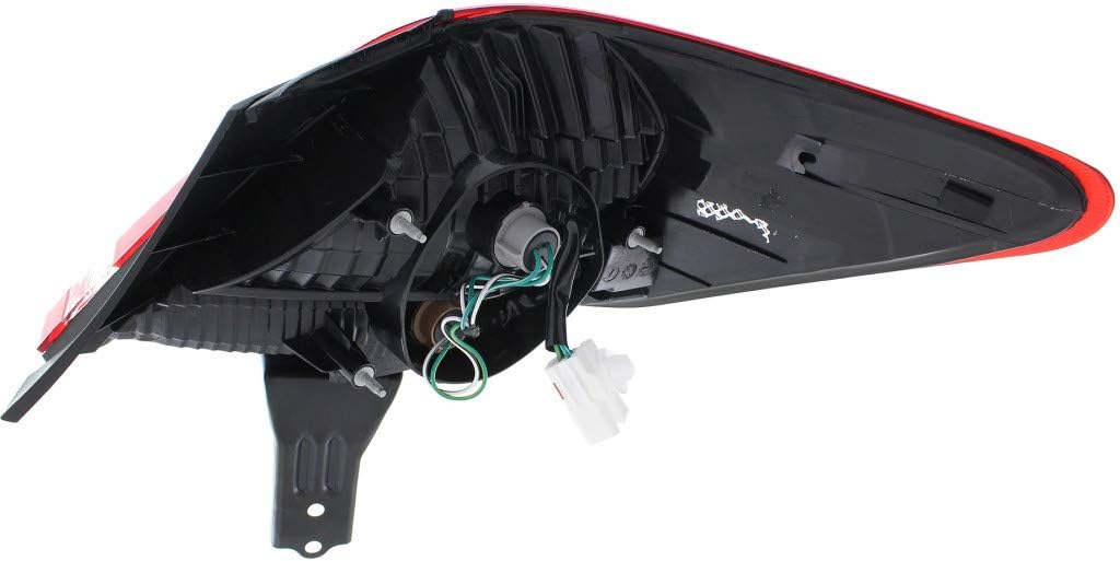 Tail Light Assembly Outer Driver Side D70049