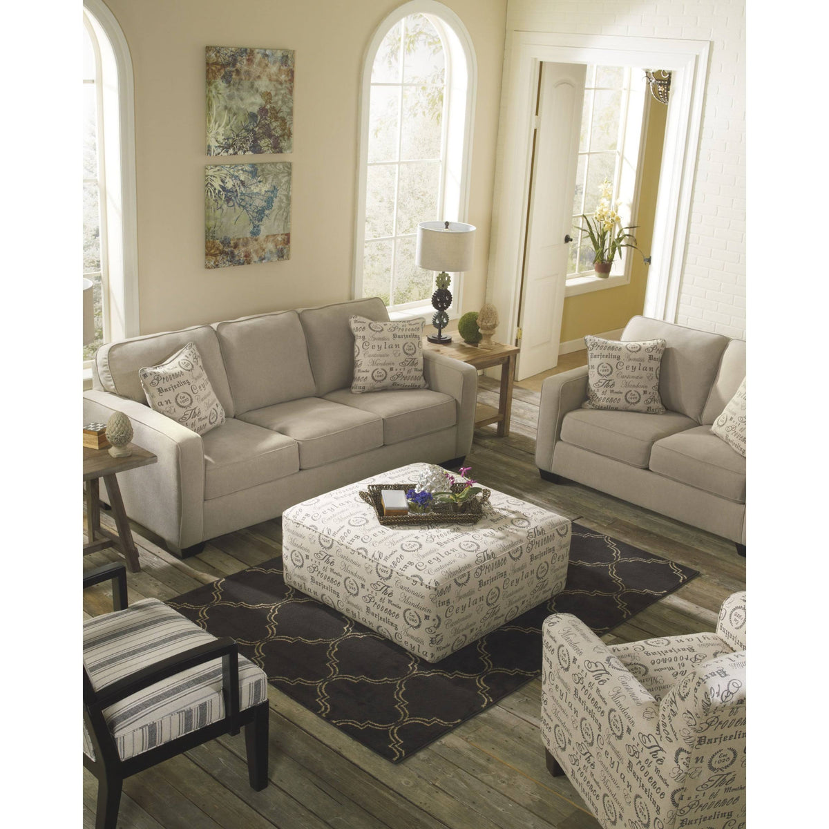 Quartz Accent Chair N255251