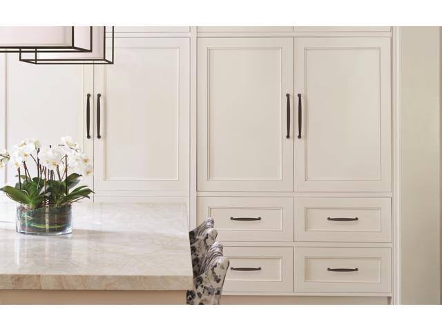 Oil-Rubbed Bronze Appliance Pull S568379