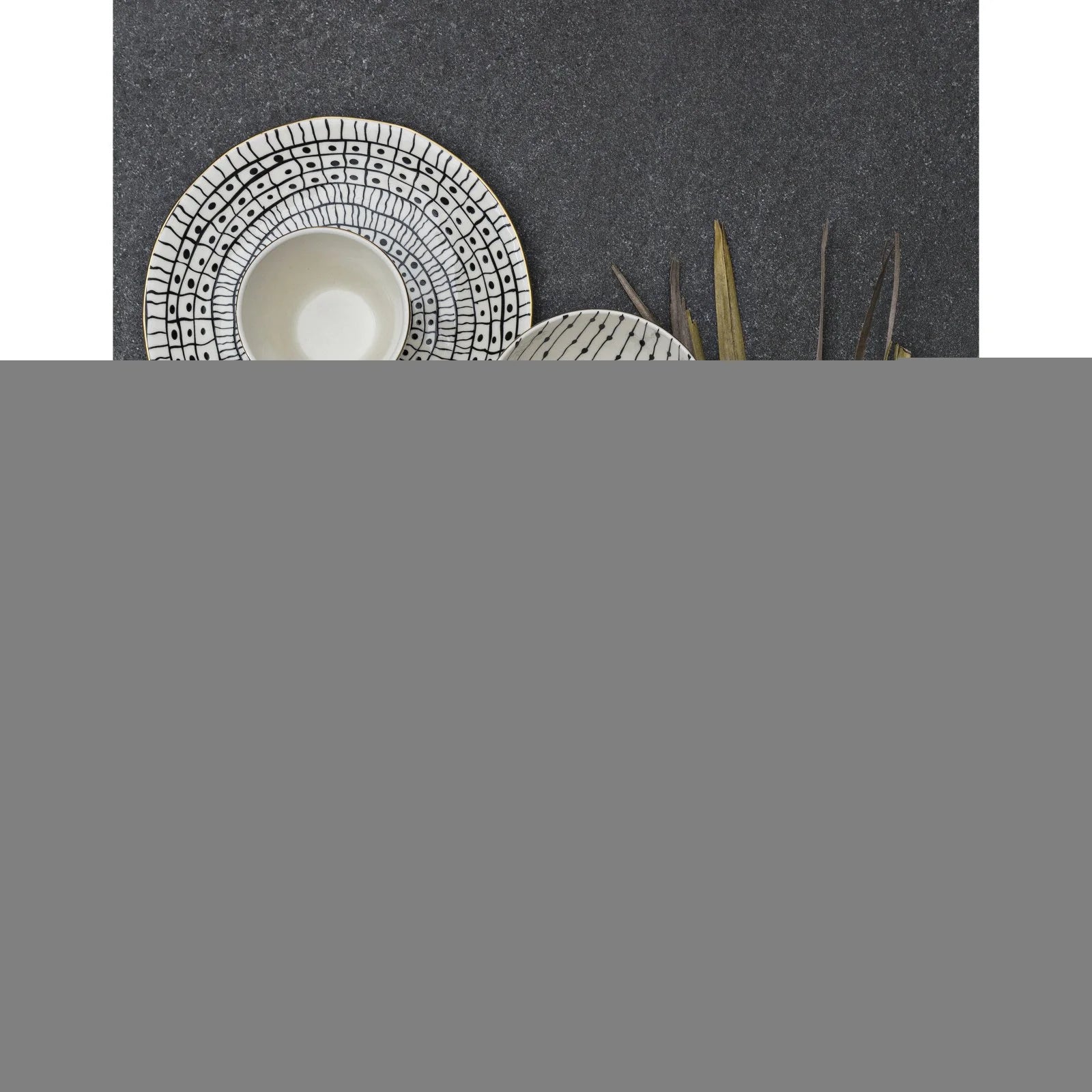 White & Black Bowls (Set of 4) D42794