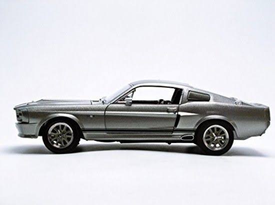 1967 Ford Mustang Eleanor Vehicle (1:18 Scale) Z6970