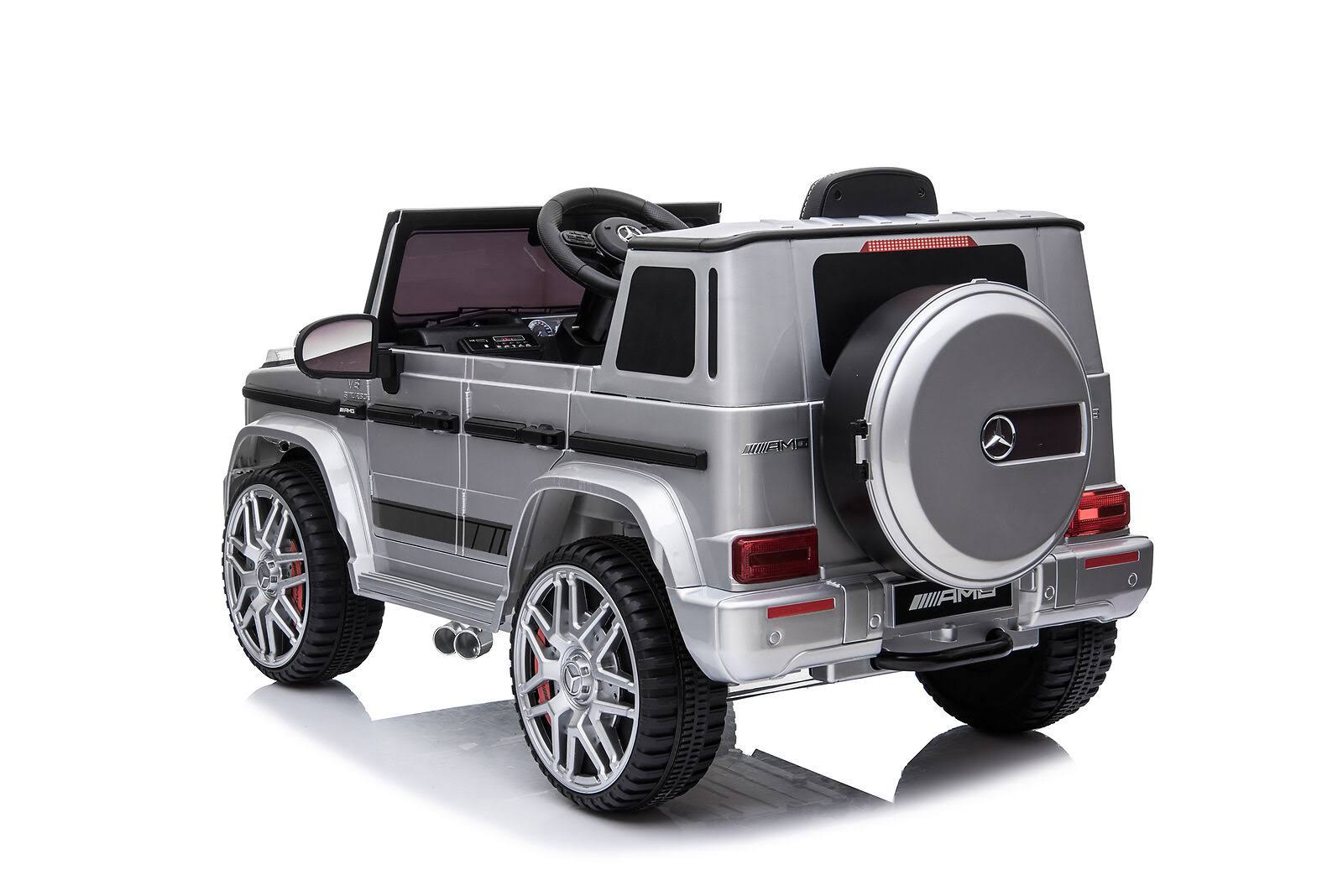 Silver 12V Ride on Car Y6091