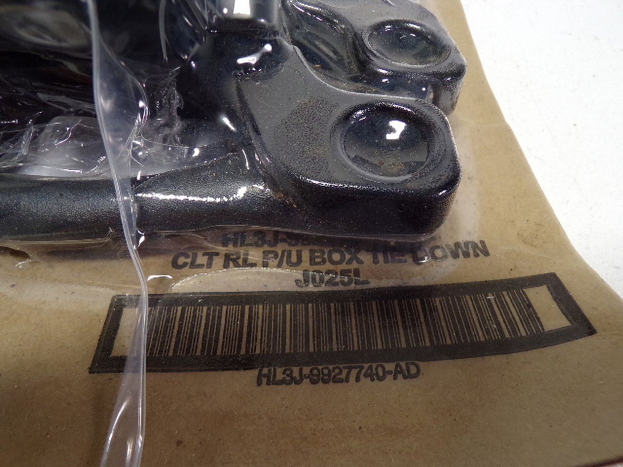 22 Ford F150 Bed Box Tie Down Hardware with Keys D38579