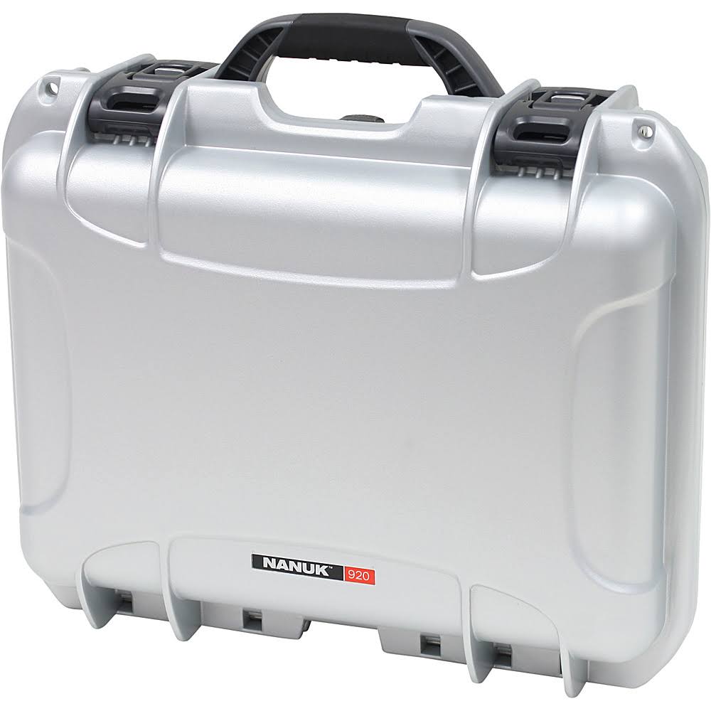 Silver 16.7x13.4x6.8 Case I9044