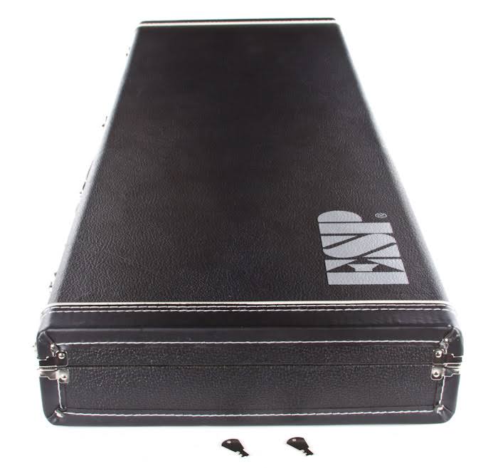 Universal Case M16650