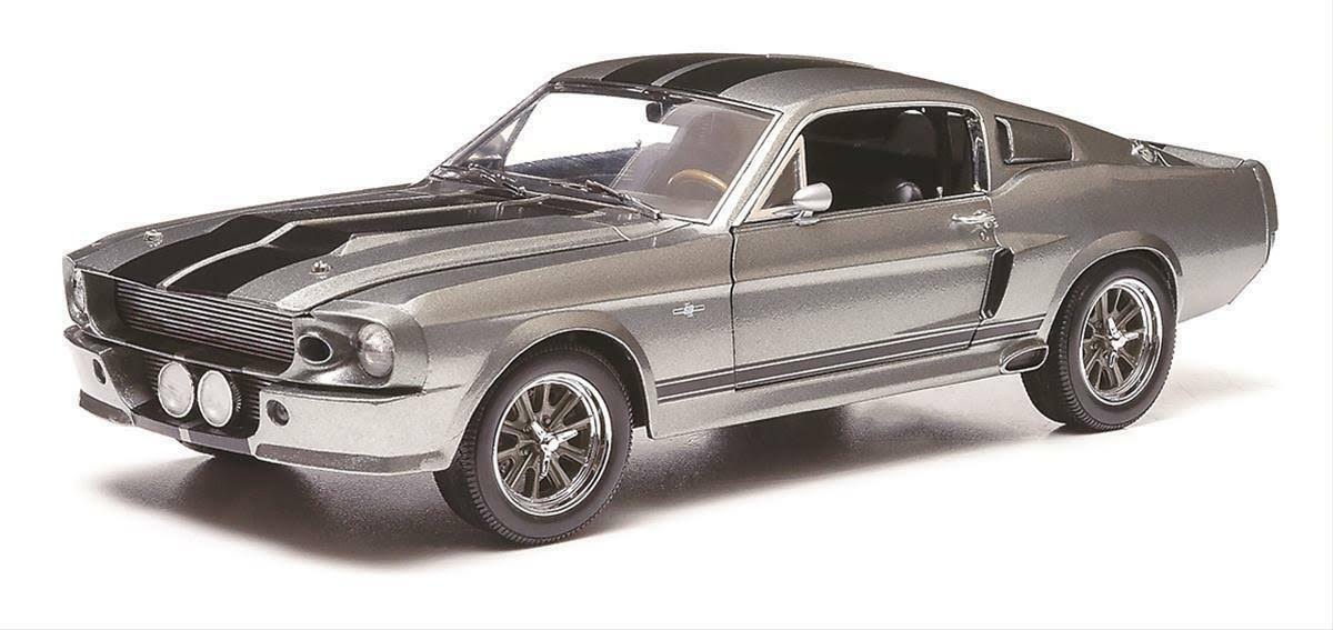 1967 Ford Mustang Eleanor Vehicle (1:18 Scale) Z6970