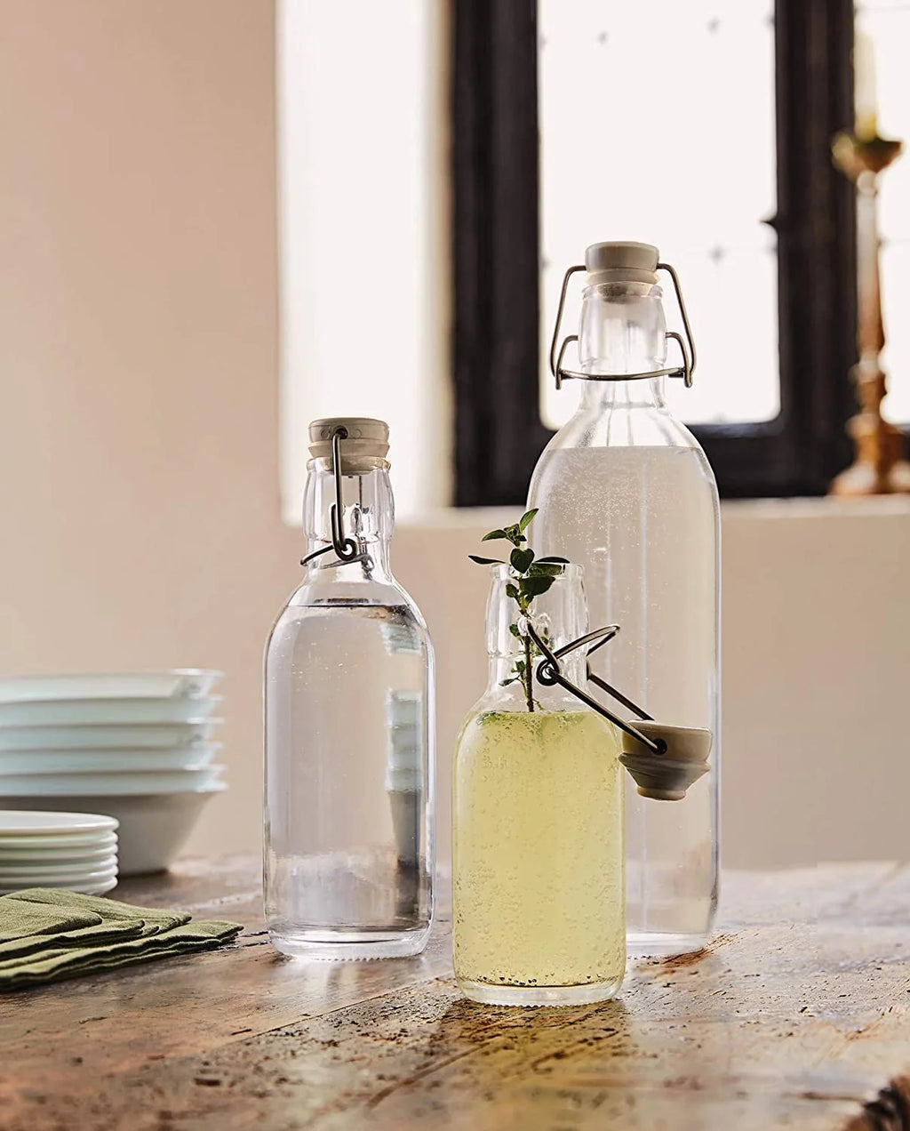 Emilia Bottle 1L - 33¾ Oz B29223